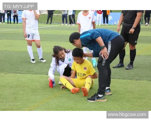 杨敏专访:追忆绿茵岁月与足球梦想的旅程 杨敏专访:追忆绿茵岁月与足球梦想的旅程