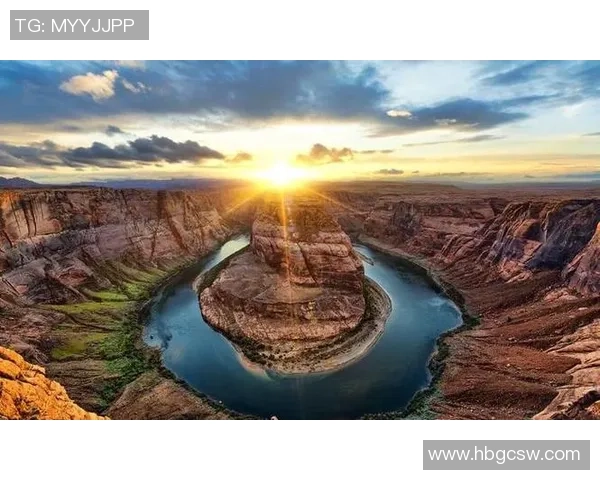 足球明星的绝美瞬间展现他们的风采与激情尽在这组精彩图片中