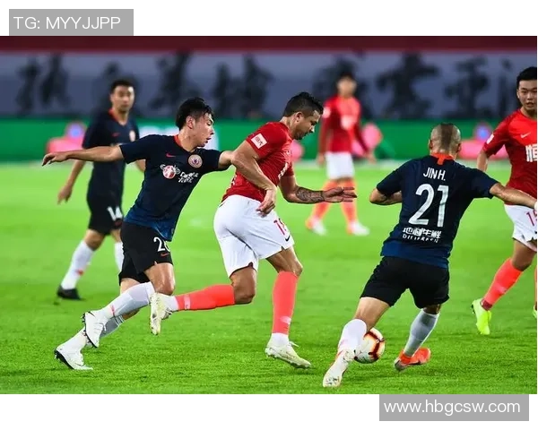 重庆足球队强势领跑锦标赛积分榜以78分领先其他球队