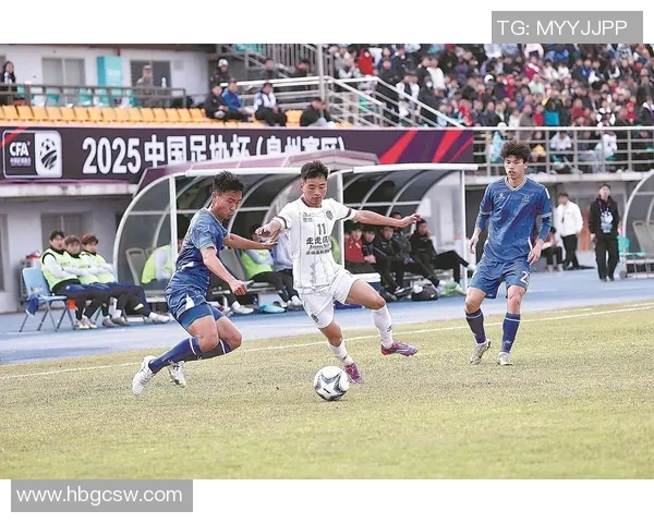 每个时代的足球明星如何塑造了足球的历史与文化传承